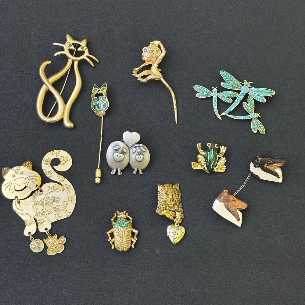 Vintage Animal Brooch Pin Mix 10 Lot Cat Frog Owl Dragonfly Dog Tiger Signed